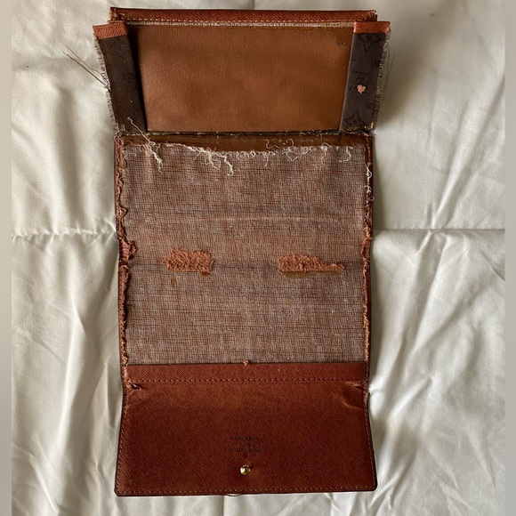 Louis Vuitton scrap fabric for crafting, best offer - Picture 6 of 6